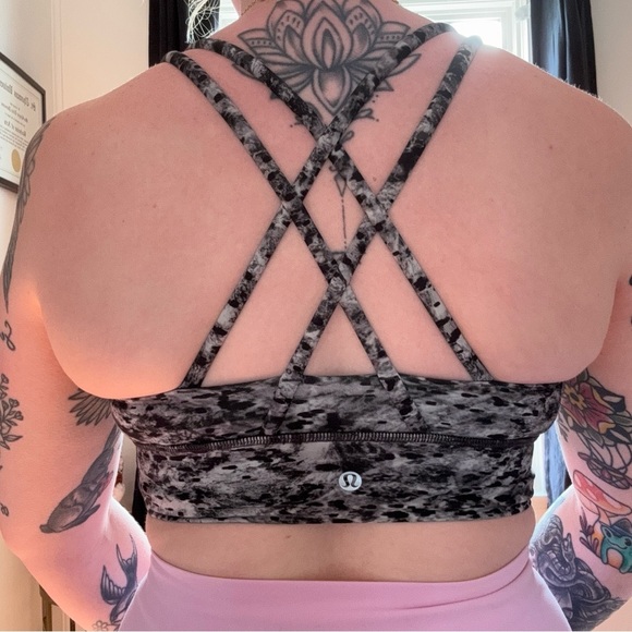 Lululemon Energy Longline Bra *Medium Support B-D Cups - Picture 2 of 6